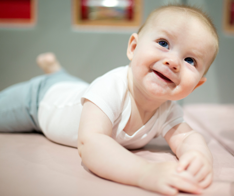 Le posizioni del neonato a 3-4 mesi – Fondazione Salus Pueri