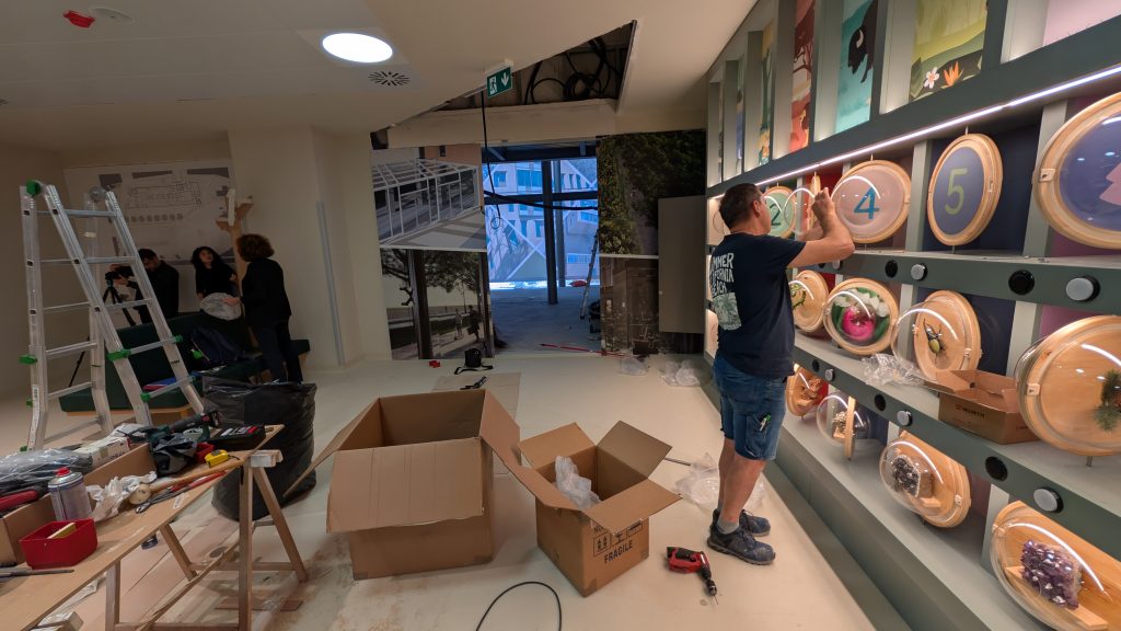 LAVORI IN CORSO_ACCOGLIENZA 1